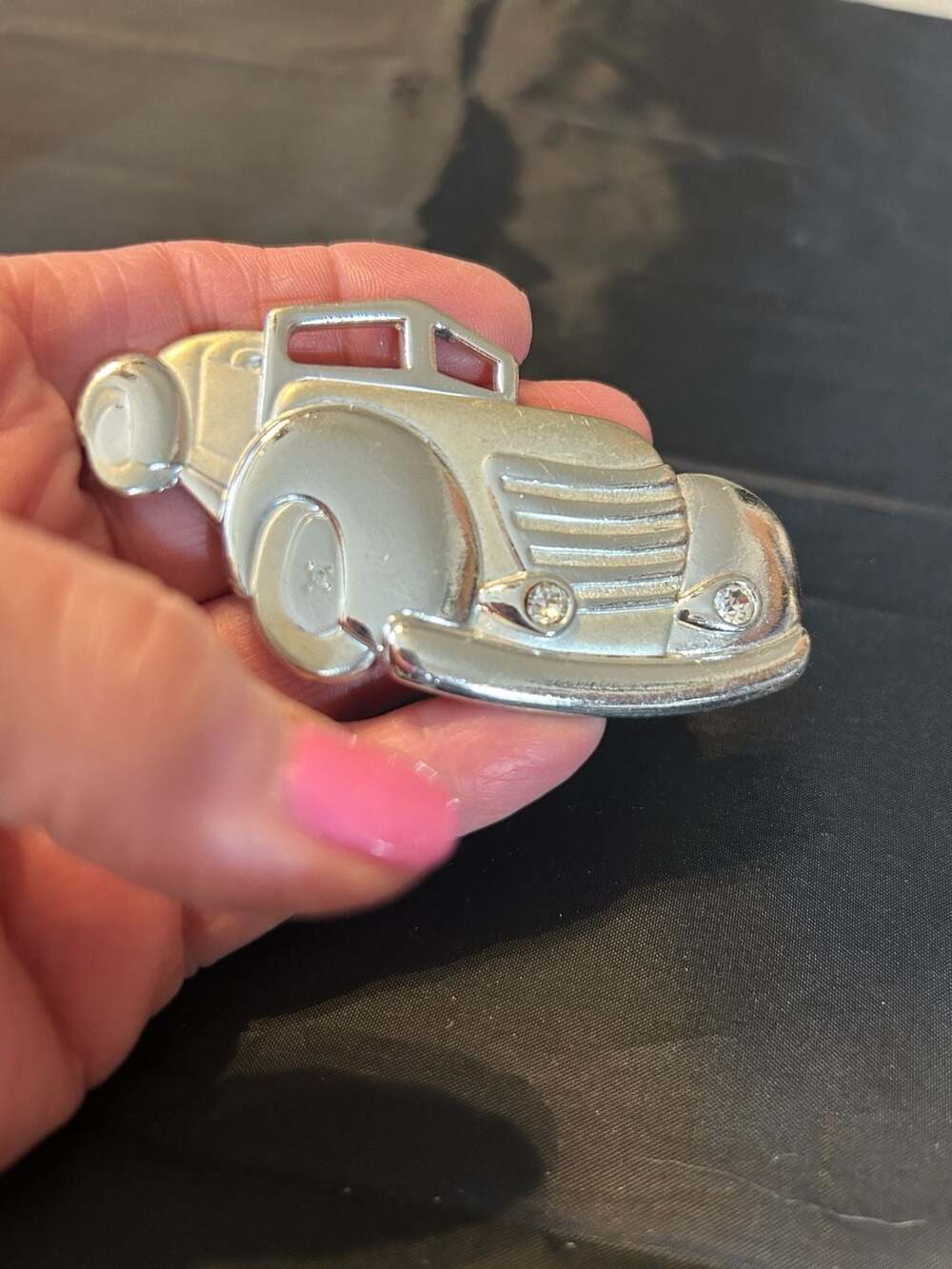Vintage Silver Tone Classic Convertible Car Brooch with Rhinestone Headlights